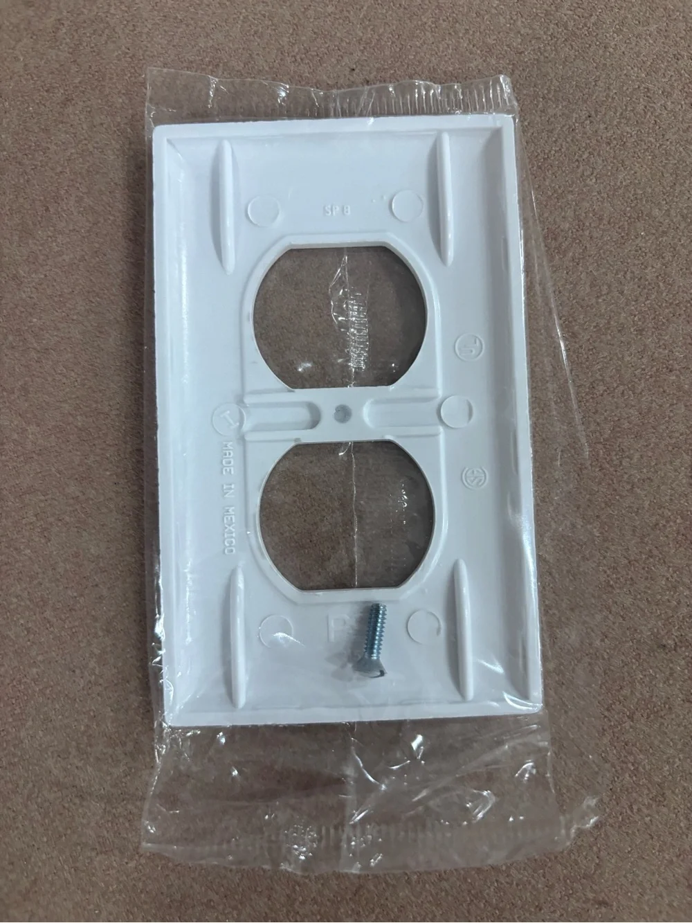 New White Dual Outlet Wall Plate Cover - Pack of 14